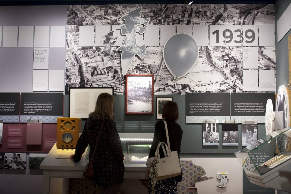 Dylan Thomas Centre in Maritime Quarter, Swansea - Updated prices ...
