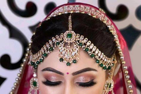BRIDLE MAKEUP