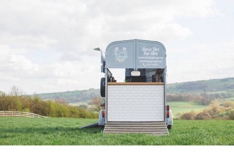 Vintage Horsebox Bar