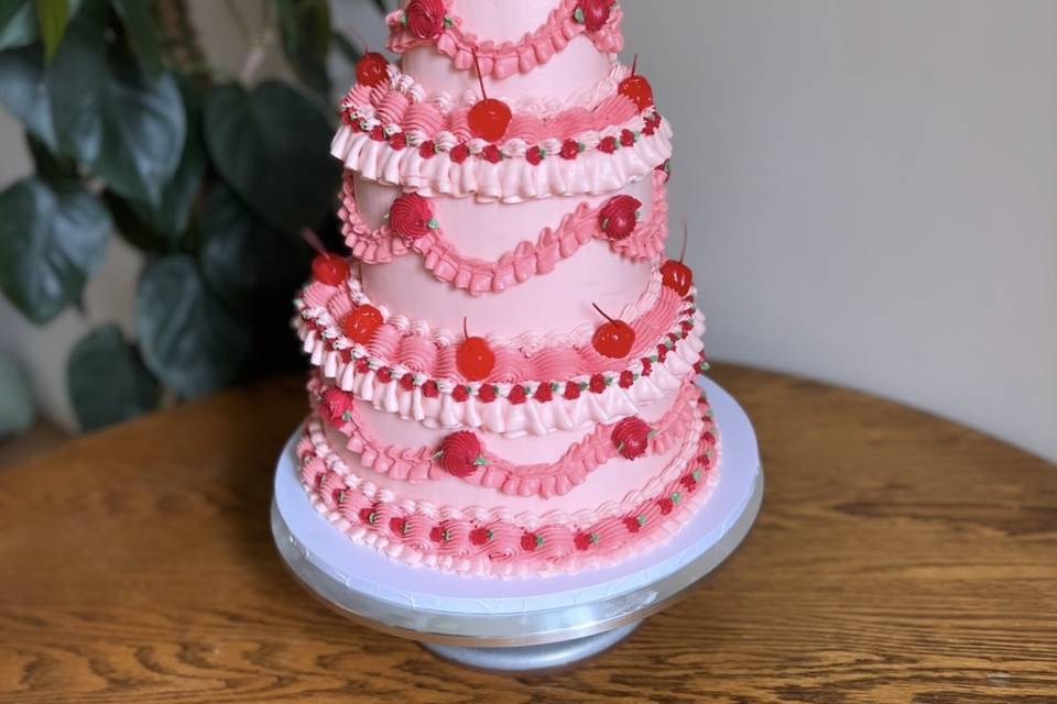 Vintage wedding cake with chic patterns