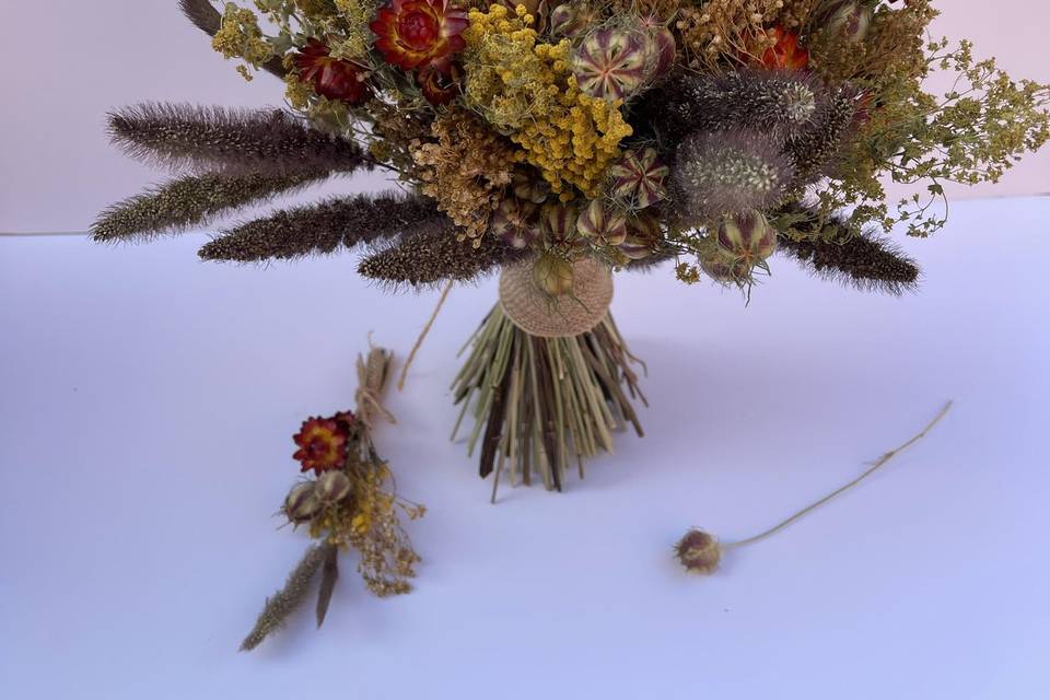 Dried flowers bouquet