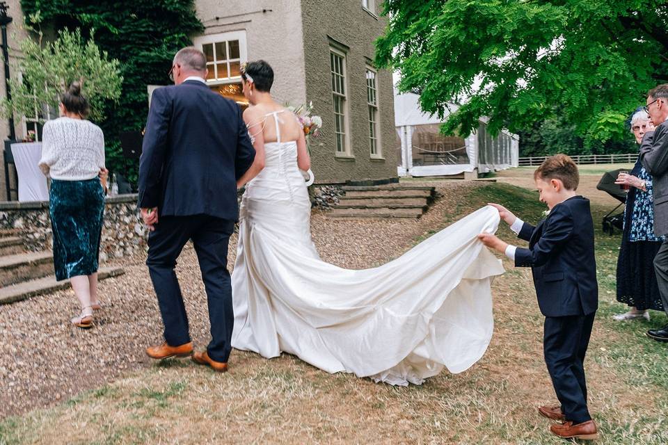 Family Wedding Moment