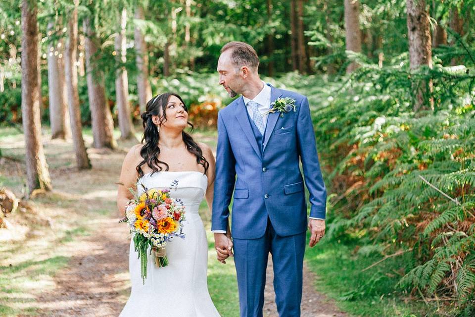Relaxed Bride & Groom Portrait
