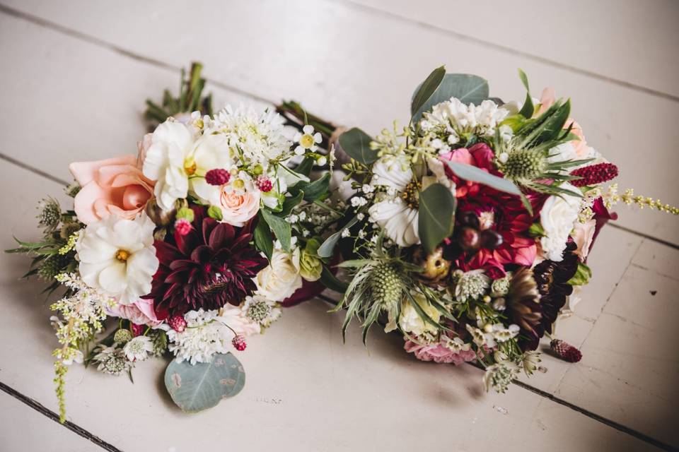 Bridesmaid posies