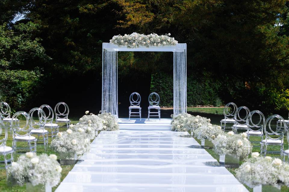 Chuppah Wedding Flowers