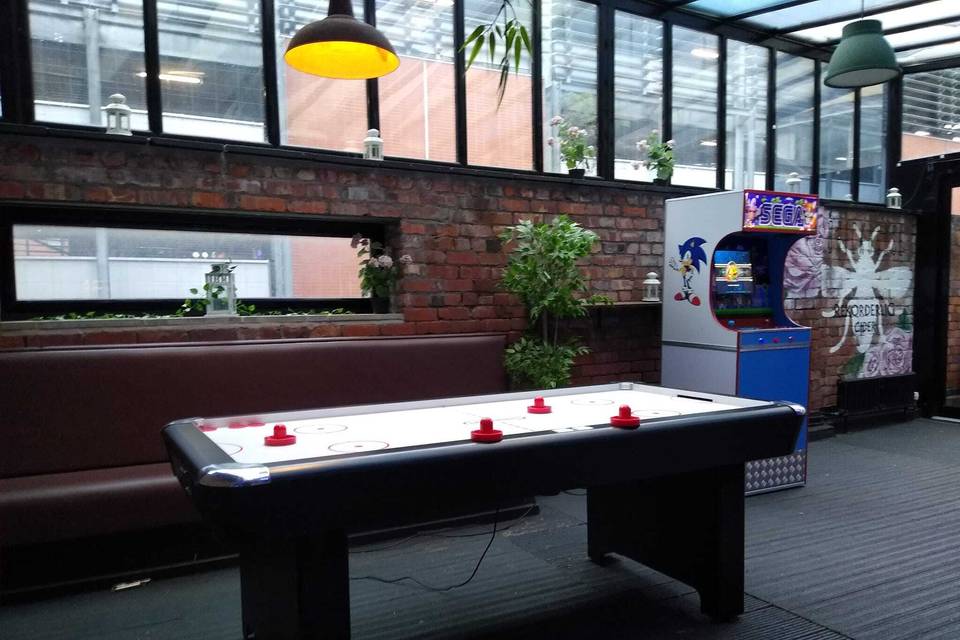 Air Hockey