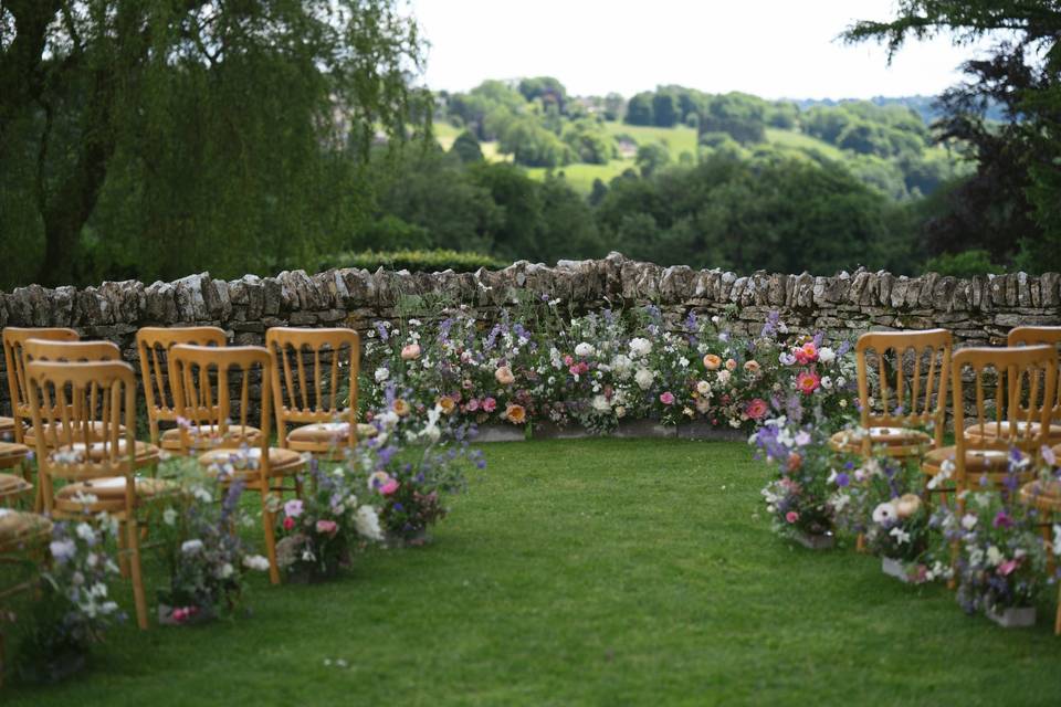 Weddings at Gulliver’s Hall