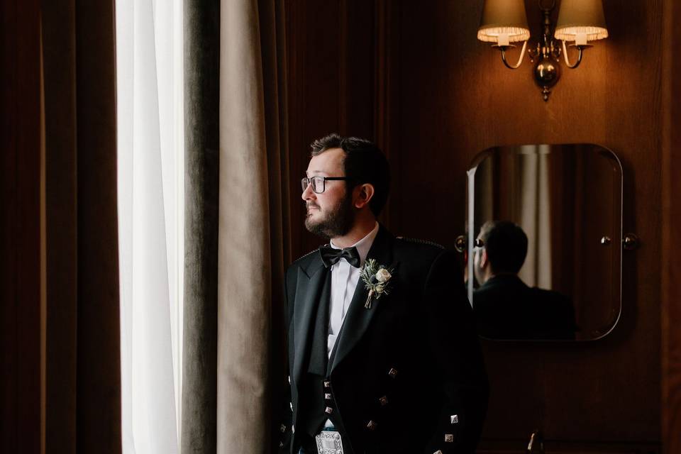 Groom in Edinburgh Grand