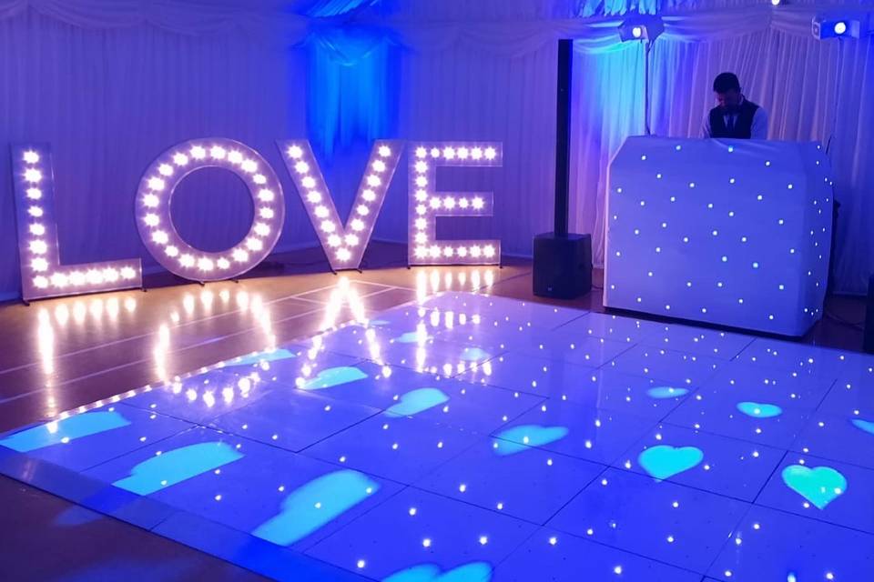 Jackstar Weddings - Wedding DJ