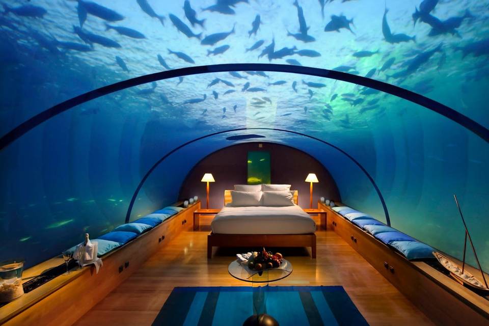 Under water room