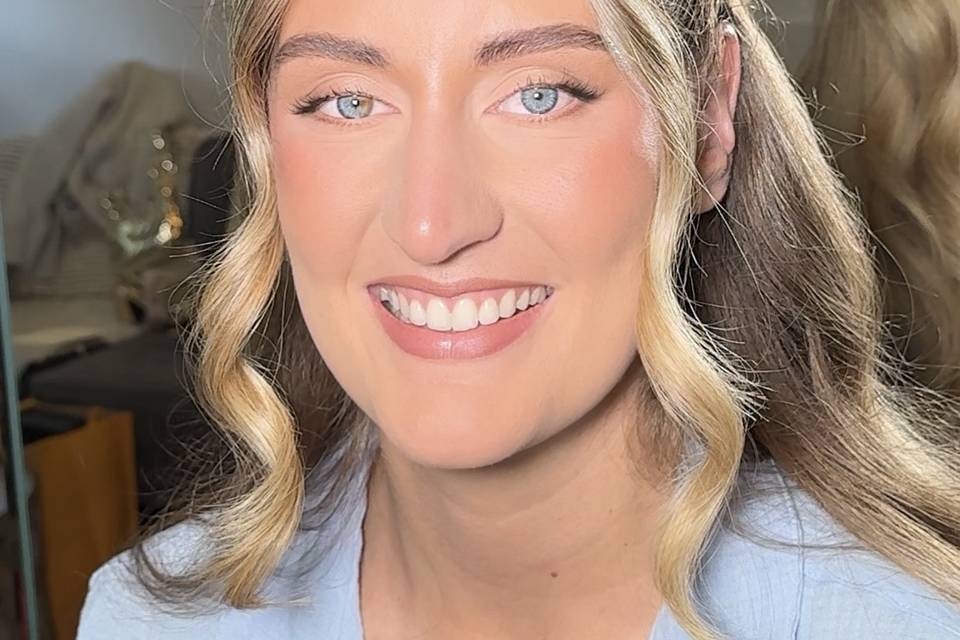 Bridesmaid Makeuphttps://cdn0.