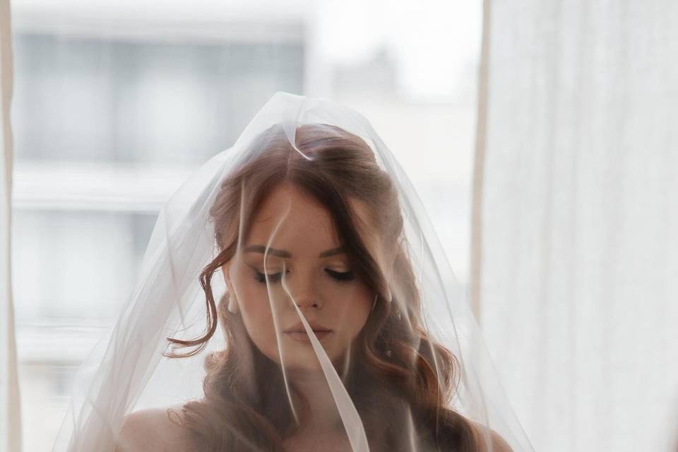 Classic bridal look