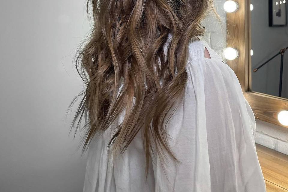 Classic bridal look