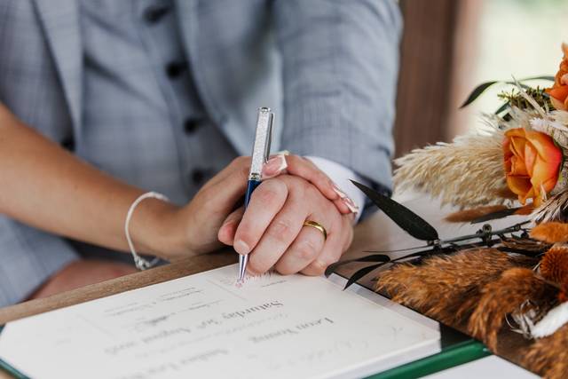 Signing of the certificate