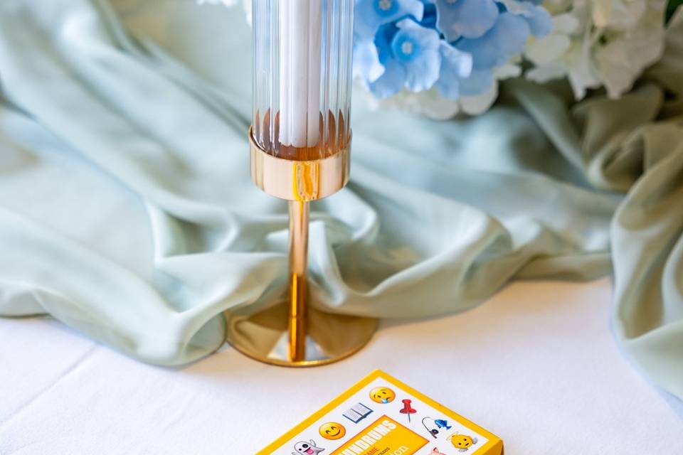 Place setting detail with yellow card