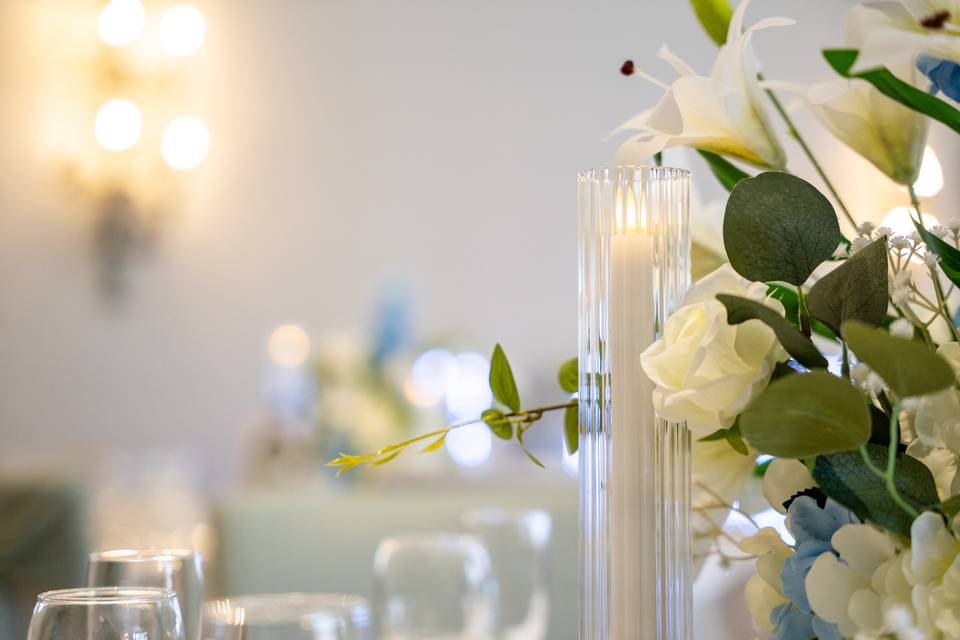 Romantic decor with candles