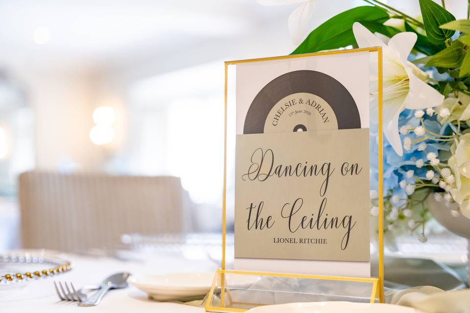 Table number sign