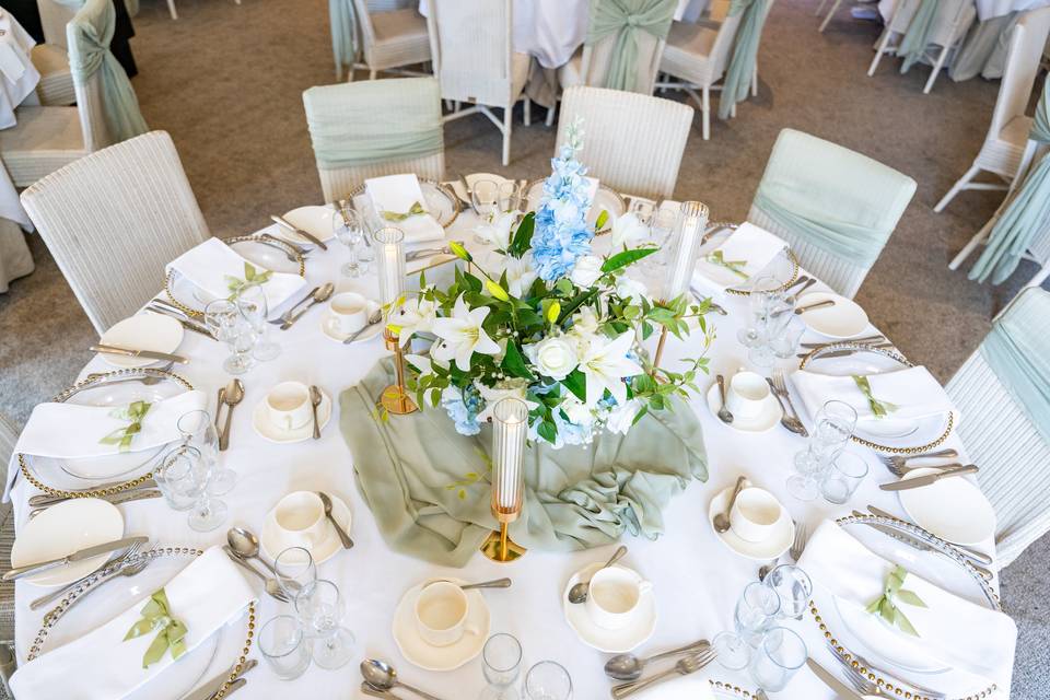 Top down view of round table