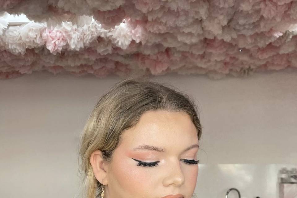 Soft glam