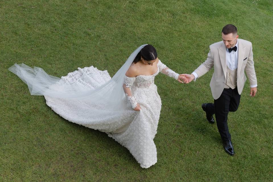 Couple at Hedsor House