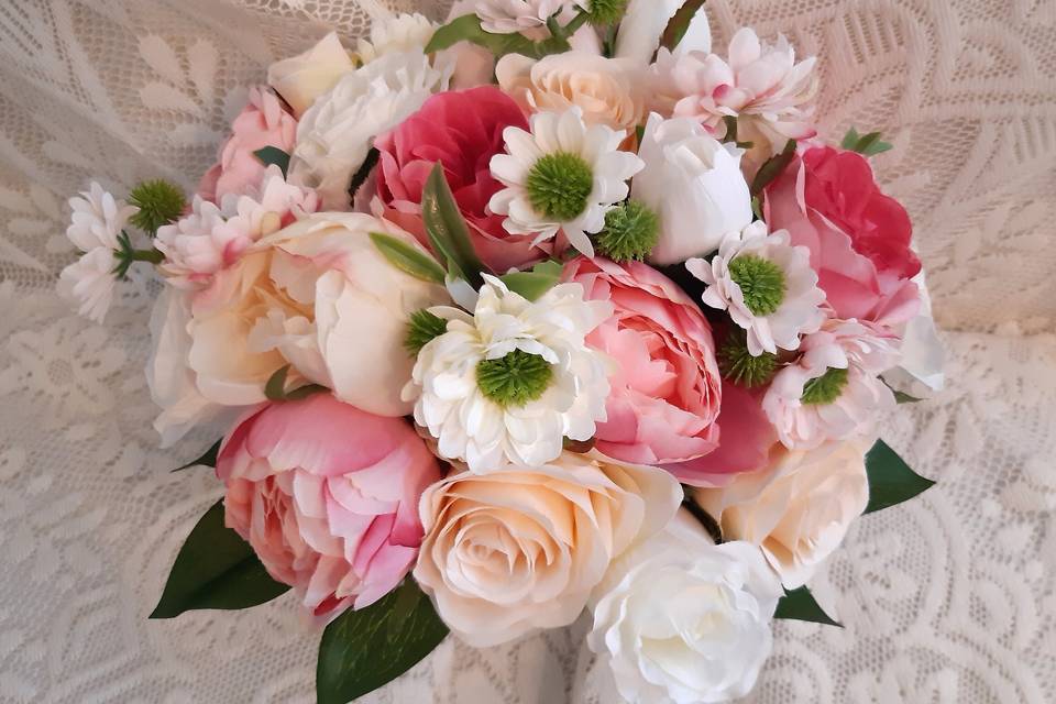 Bright pinks with peonies