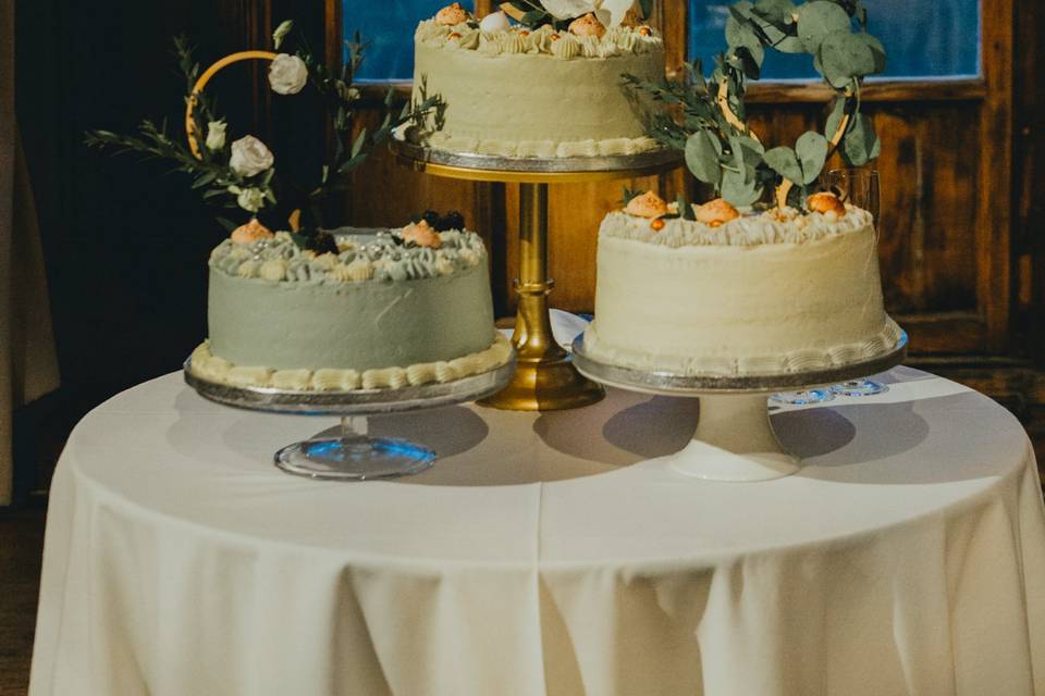 Wedding cake photo