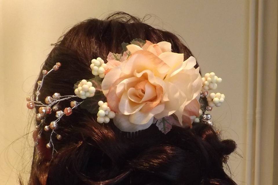 Bridal hair arrangement