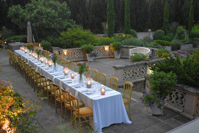 Alfesco dining