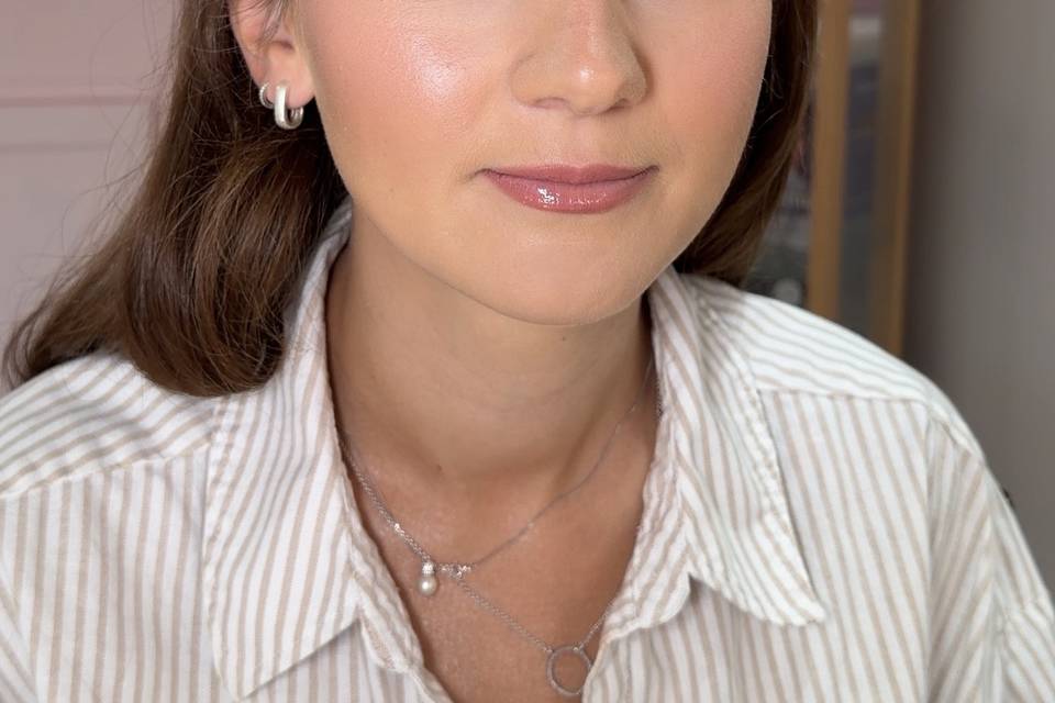 Soft Bridesmaid Glam