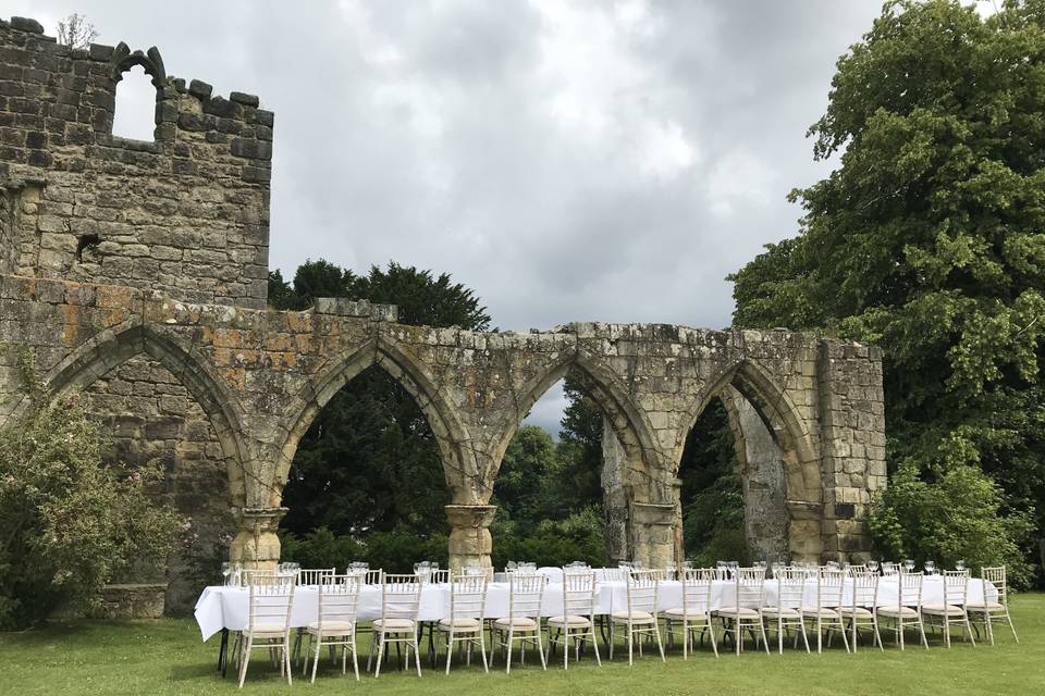 Relaxed dining by The Old Ruins