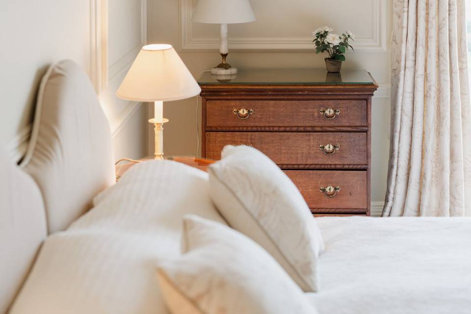 A bedroom within Birdsall