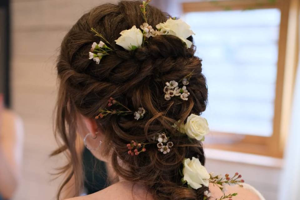 Bridal braid with flowers