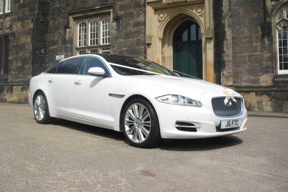 Jaguar XJ