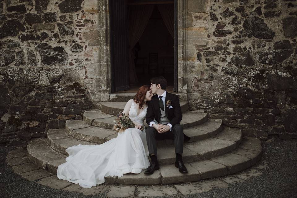 N & G at Neidpath Castle