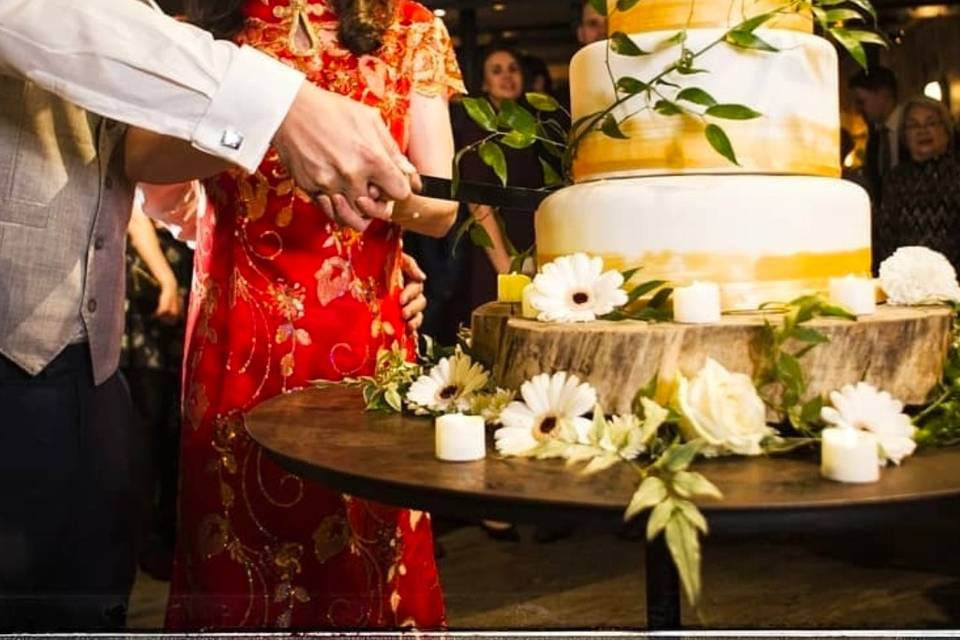 Cut the Cake