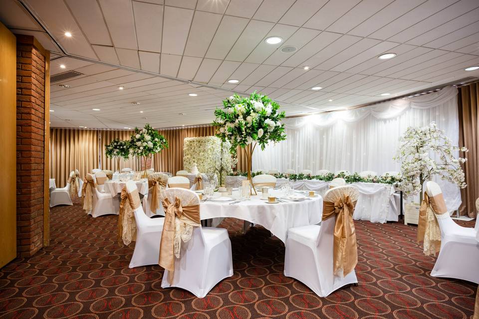 Wedding breakfast in the Arden Suite