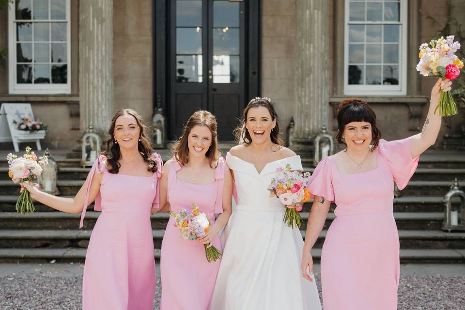 Davenport house bridesmaids