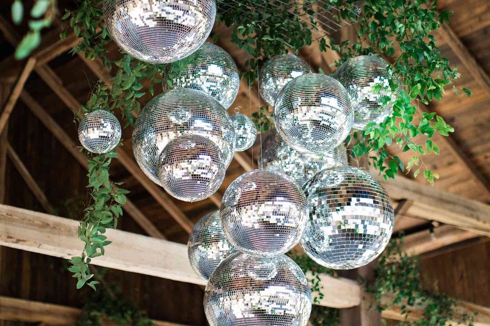 Mirror ball cluster