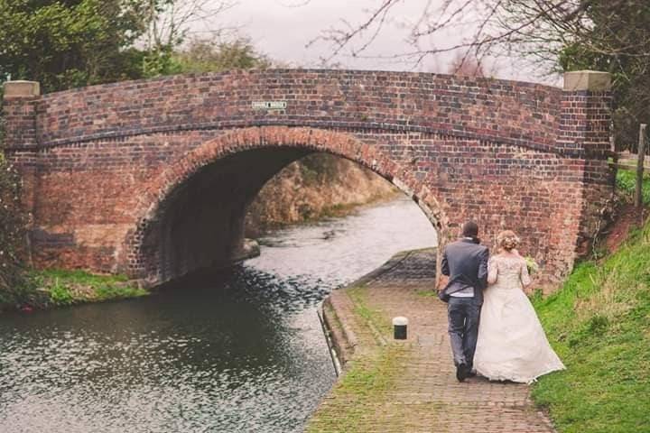 Newlyweds by Fazeley Canal