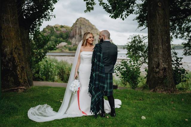 Intimate wedding at Dumbarton