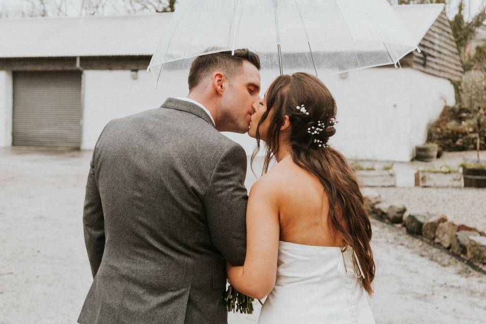 Rainy wedding in Cornwall