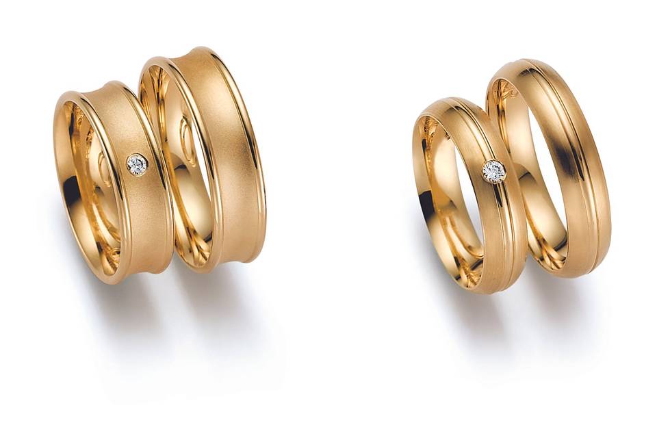 Yellow gold rings