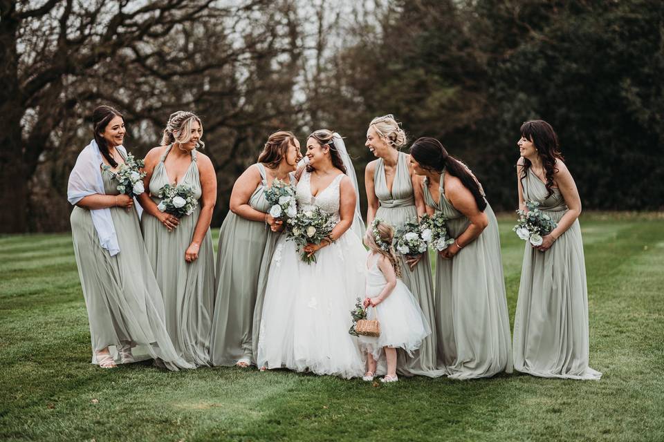 Bride & bridesmaids