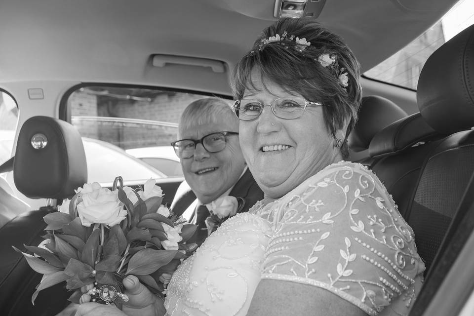 Bride & Groom in car