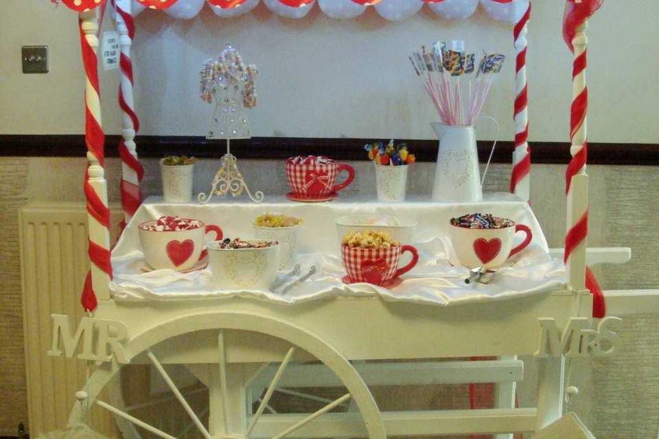 Cup and saucer candy cart