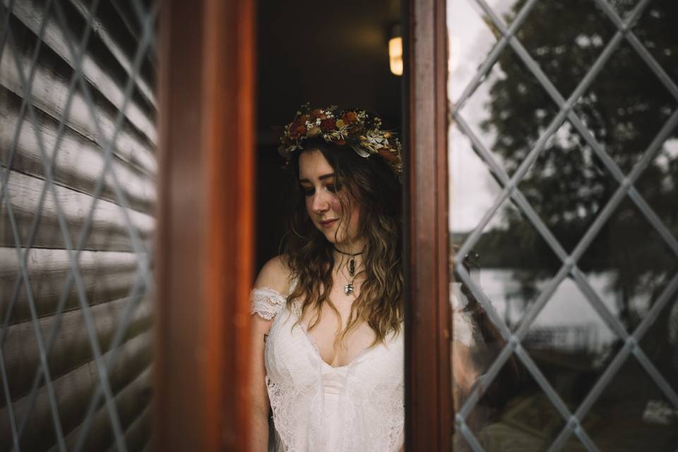 Gorgeous bohemian bride