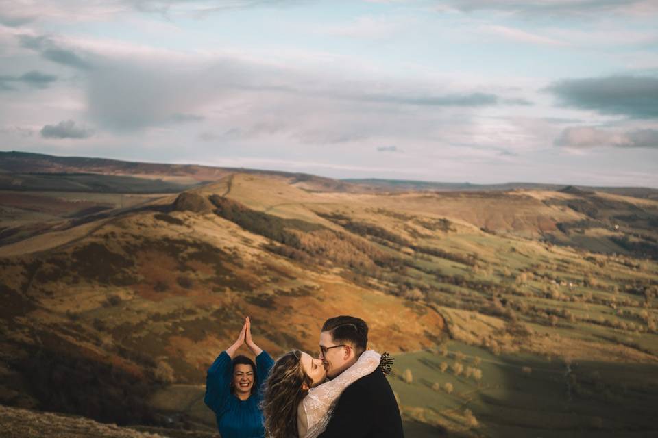 Elopement ceremony in the peak