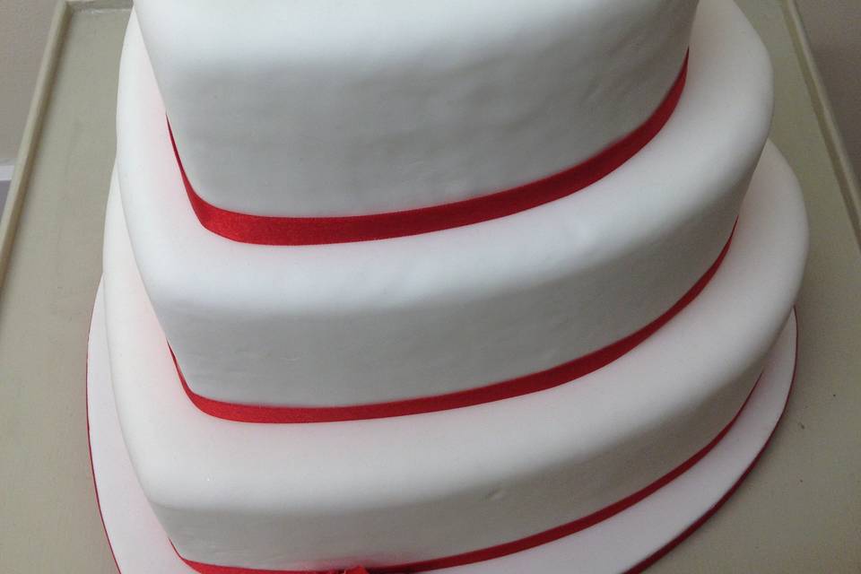 Simple heart wedding cake