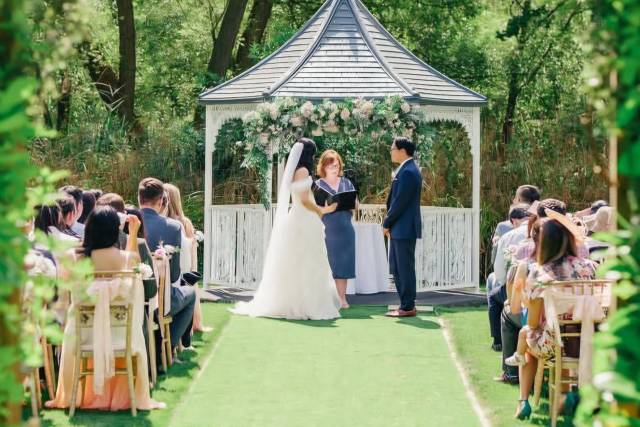 Ceremony in Motion