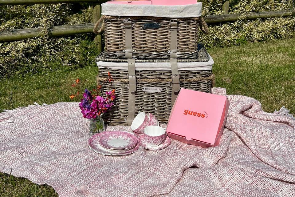 Picnic hampers